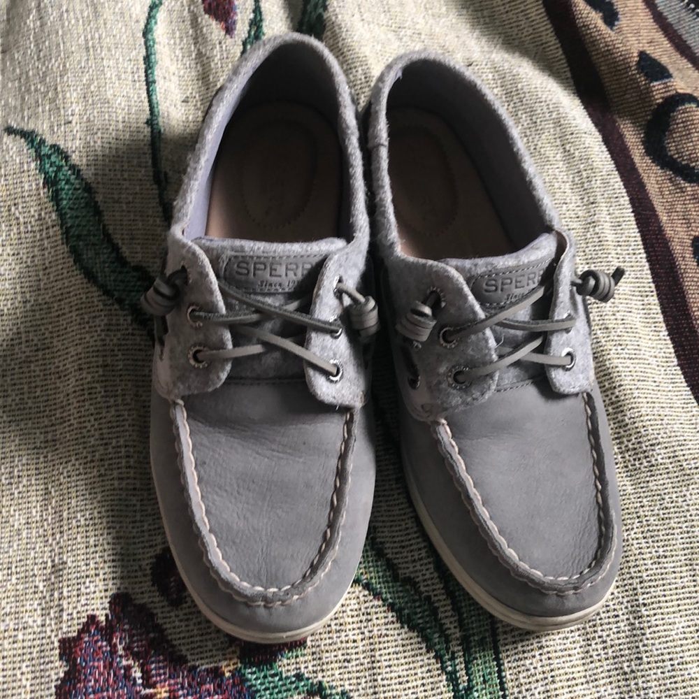 brand new, warn once. grey sperrys